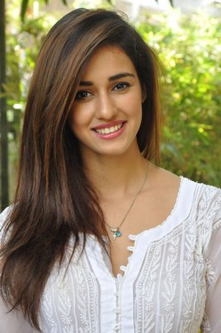 Disha Patani Photo Gallery